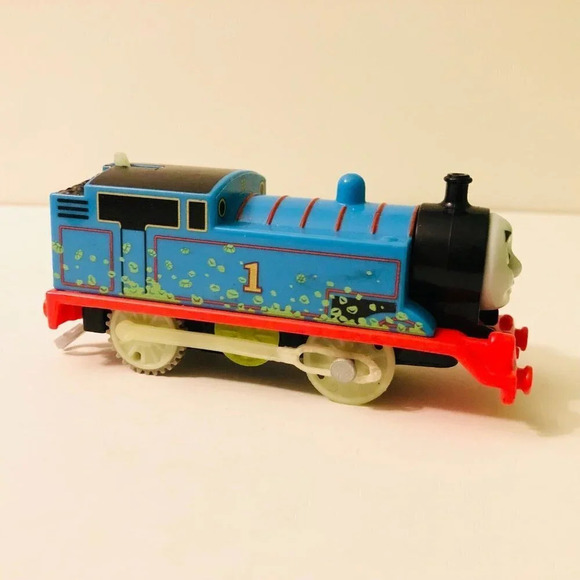 2013 Thomas the Train Trackmaster  Engine Motorized - Picture 3 of 12
